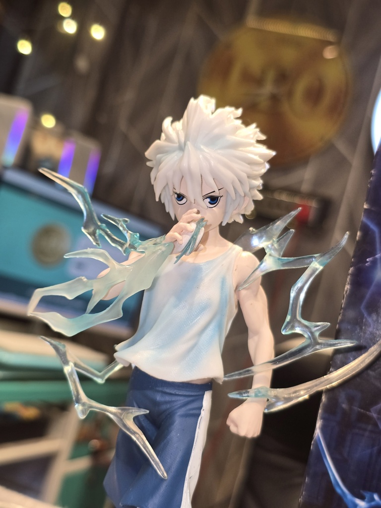 Killua Zoldyck – Ice Transmutation Anime Collectible Figure